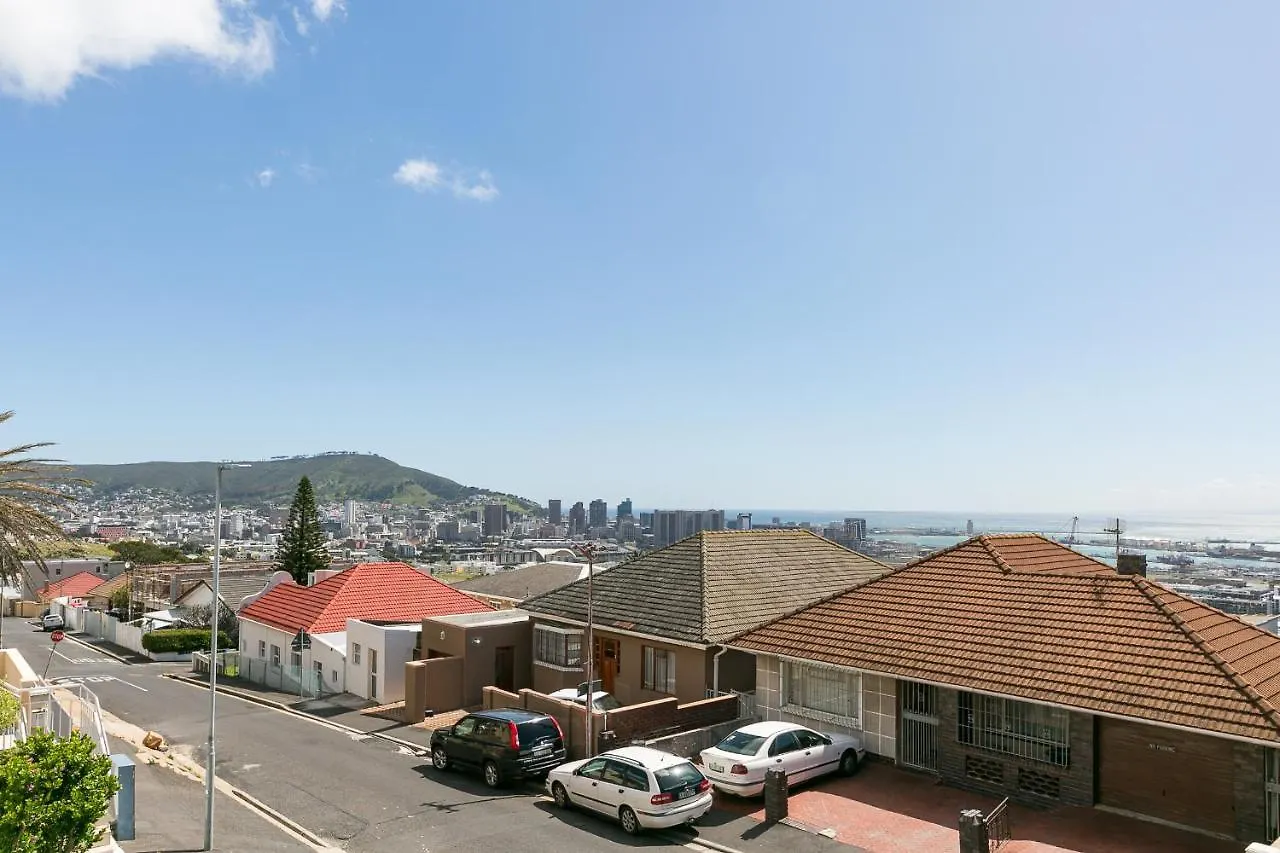 Apartment Cambridge Suites -#1 Spectacular Balcony Cape Town